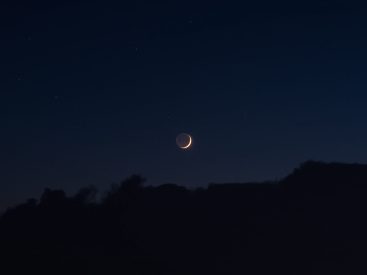 New moon in Capricorn on December 23